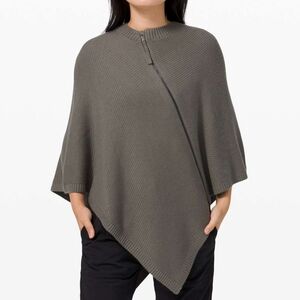 Lululemon On The Go Poncho